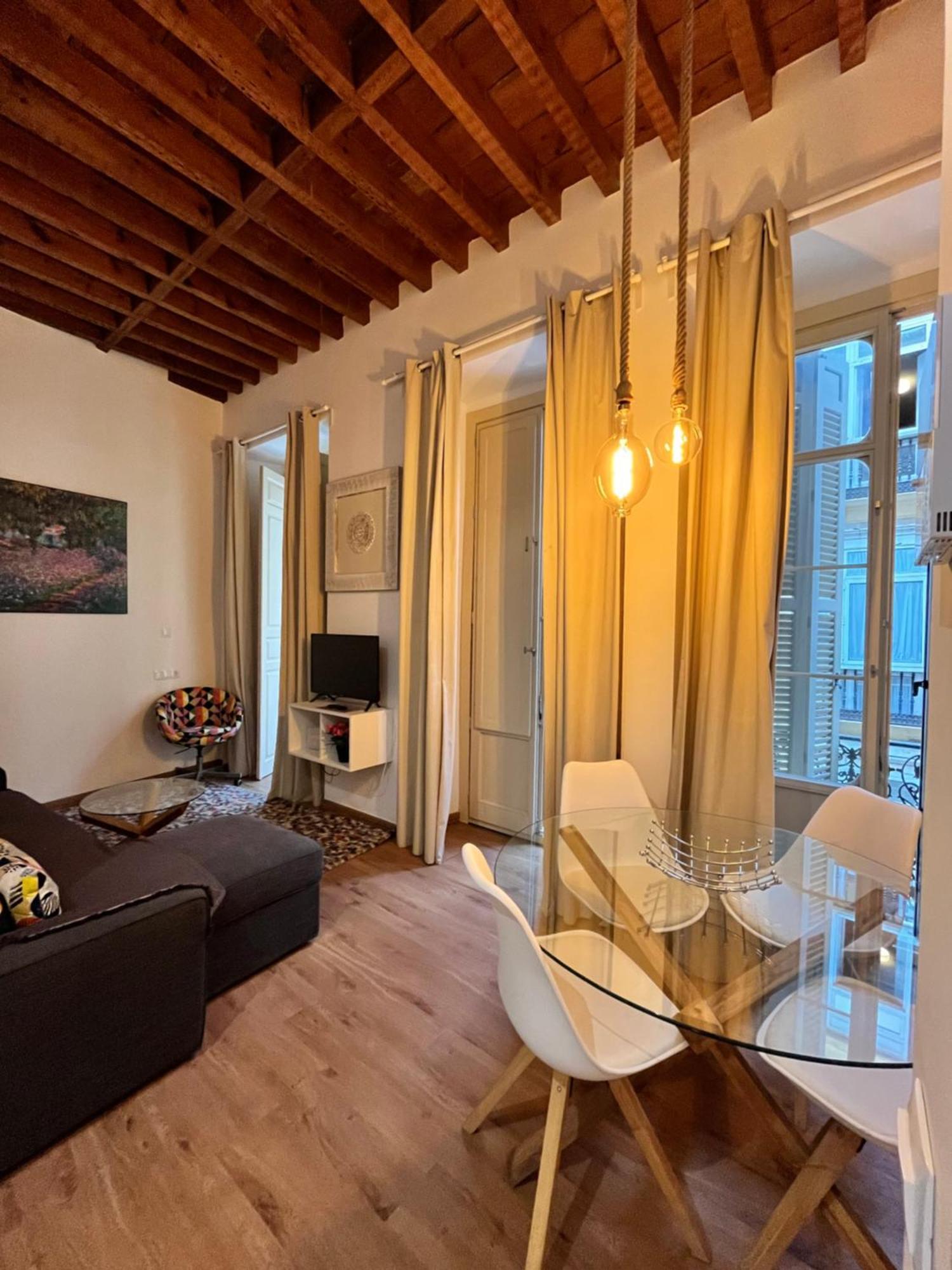 Premium Malaga Center Apartment ภายนอก รูปภาพ